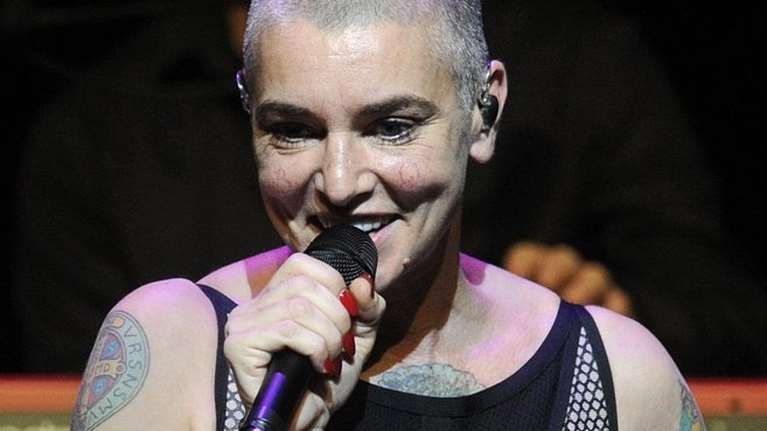 Sinead O’ Connor: &quot;Ζω ως ένα απέθαντο πλάσμα της νύχτας&quot; – Τα τελευταία ανατριχιαστικά tweet της