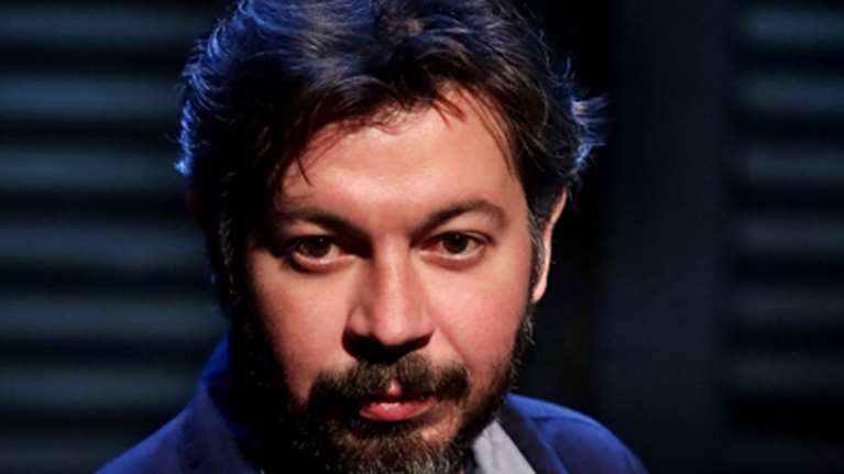 Ορέστης Τάτσης στο TheTOC: Η ελληνική κοινωνία έχει παραδοθεί σε αυτό που ονομάζουμε οικονομισμό