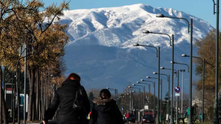 Η πιο κρύα μέρα του Δεκέμβρη η σημερινή: Στους -4.8 °C έπεσε η θερμοκρασία - Πού είναι απαραίτητες οι αντιολισθητικές αλυσίδες