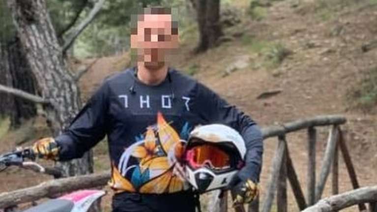 Κως: Αυτός είναι ο αστυνομικός που χτύπησε με ΙΧ συνάδελφό του για να γλιτώσει έλεγχο για ναρκωτικά