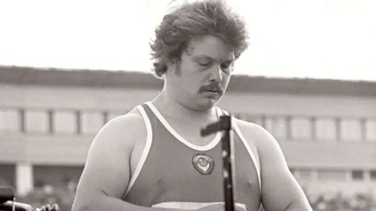 Θρηνεί ξανά ο παγκόσμιος στίβος: Πέθανε ο θρυλικός σφυροβόλος Γιούρι Ταμ