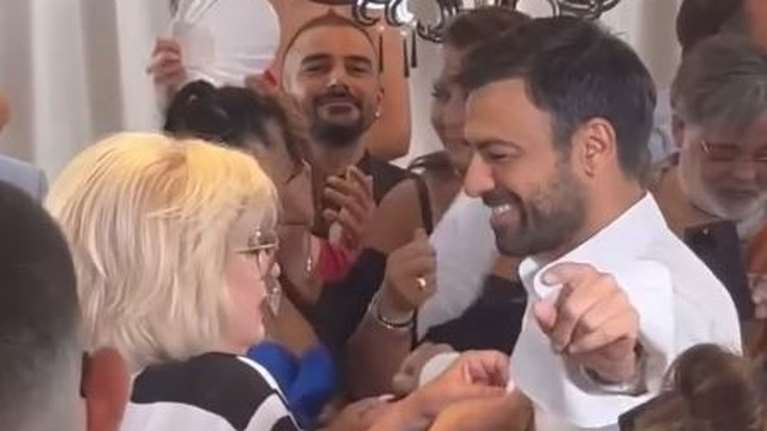 Ανδρέας Γεωργίου: Με χορούς και κυπριακά έθιμα ντύθηκε γαμπρός - Ετοιμος για την εκκλησία