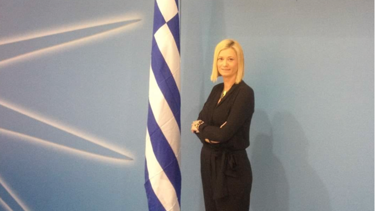 Ραχήλ μακρή