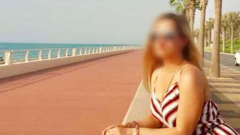 Επίθεση με βιτριόλι: Η 34χρονη έχει &quot;φρικτό χημικό έγκαυμα&quot; - &quot;Ούρλιαζε από τους πόνους&quot;, λέει ο γιατρός της