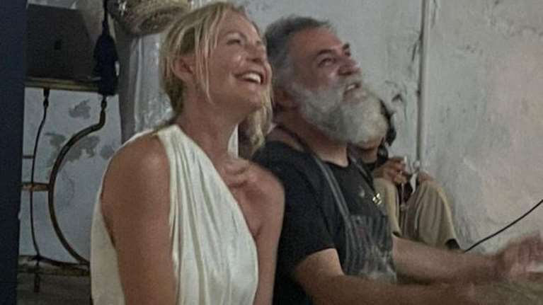 Τζένη Μπαλατσινού: Το ανέμελο καλοκαίρι της στην Πάτμο - Πλούσιο φωτογραφικό υλικό