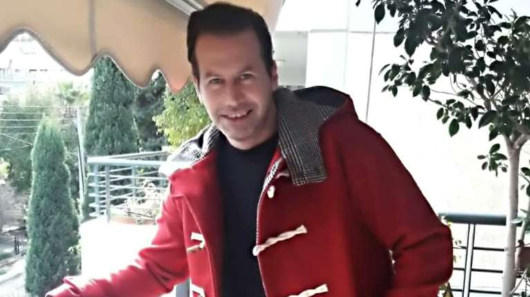 Σοκάρει ο Λευτέρης Ζαμπέτογλου: Πασίγνωστος σκηνοθέτης μου τράβηξε το μποξεράκι και…[βίντεο]