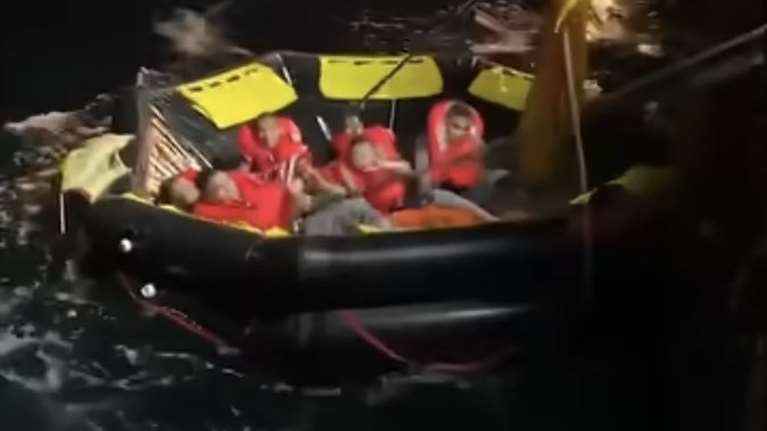 Βυθίστηκε κορβέτα του πολεμικού ναυτικού στην Ταϊλάνδη - Αγνοούνται 31 άτομα