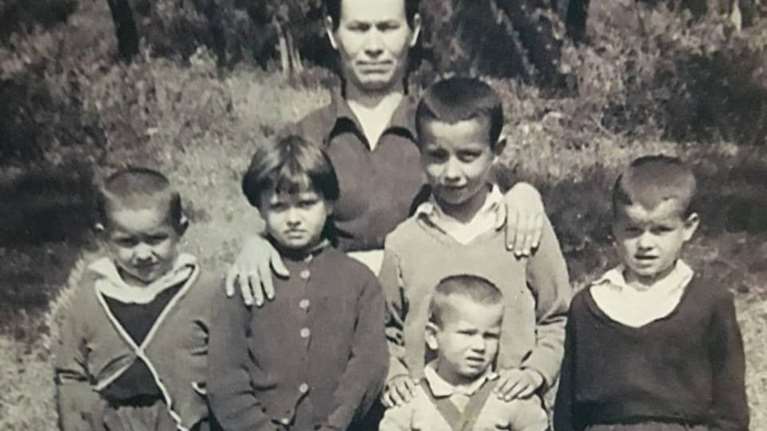 Υιοθετήθηκαν στην Αμερική πριν από δεκαετίες - Ανθρωποι που σήμερα αναζητούν τη χαμένη ελληνική τους ταυτότητα