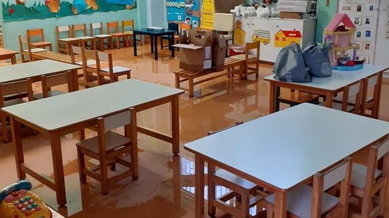 Πλημμύρισε νηπιαγωγείο στην Καλλιθέα - Αγνωστο πότε θα ξανανοίξει - Απαράδεκτες εικόνες