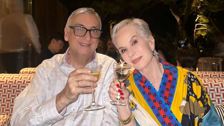 Η αλήθεια για τον θάνατο του Δημήτρη Σούρα: Γράφουν ανυπόστατα πράγματα και είναι ντροπή, λέει με λυγμούς η γυναίκα του