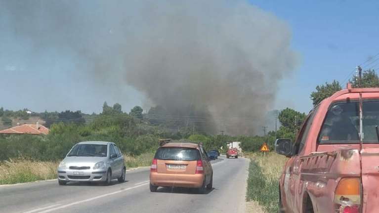 Πυρκαγιά στη Νικήτη Χαλκιδικής - Μεγάλη κινητοποίηση της Πυροσβεστικής