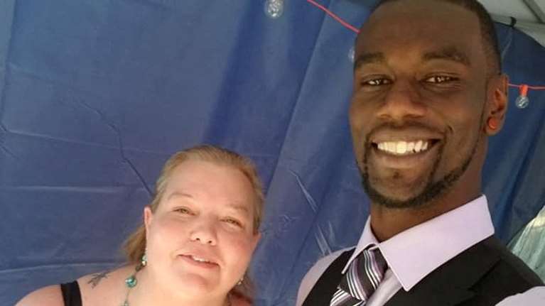 Οργή για τον θάνατο αφροαμερικανού κατά τη βίαιη σύλληψη του από πέντε αστυνομικούς - Ηρεμία ζητά ο Μπάιντεν