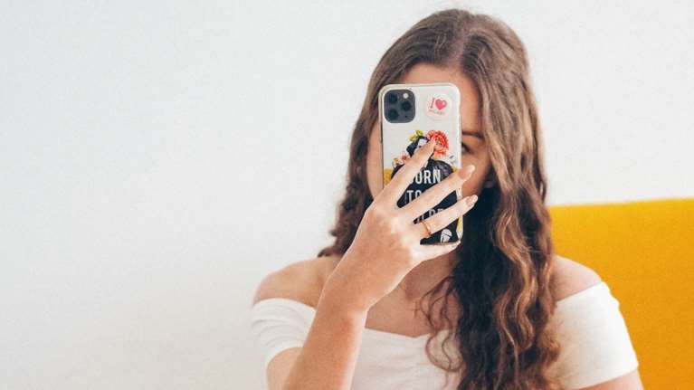 Στη &quot;φάκα&quot; της εφορίας 20 πασίγνωστοι influencers - Ανοίγουν 800 λογαριασμοί υπόπτων για φοροδιαφυγή