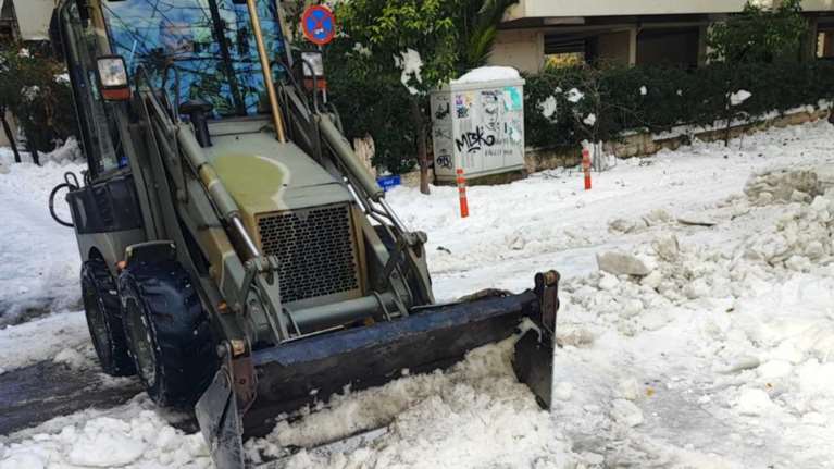 Κακοκαιρία &quot;Ελπίς&quot;: Ολοκληρώθηκε ο αποχιονισμός σε Βάρη, Βούλα, Βουλιαγμένη