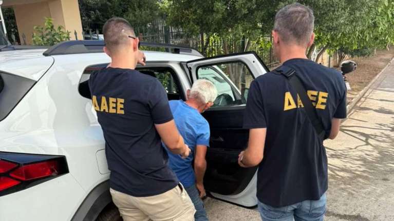 Φωτιά στην Παιανία: Συνελήφθη 62χρονος αλλοδαπός για εμπρησμό από πρόθεση