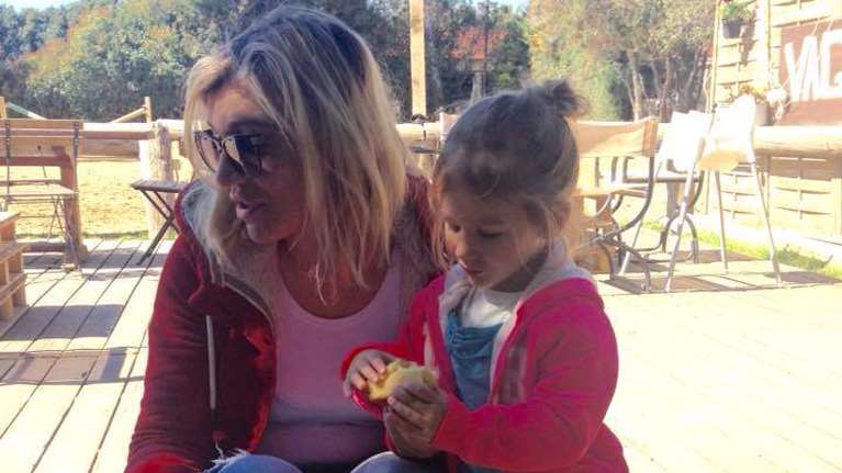 Συγκλονίζει η μητέρα της 7χρονης Αναστασίας: Ξύπνα νεραϊδούλα μου, ξύπνα γλυκό μου πλάσμα...