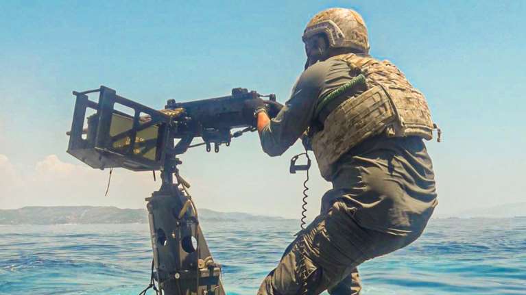 Εντυπωσιακή άσκηση ειδικών δυνάμεων: Έλληνες και Aμερικανοί μαζί στο Αιγαίο [Βίντεο]