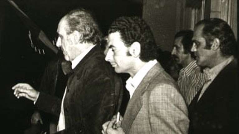 Σήφης Βαλυράκης: Ζωή σαν μυθιστόρημα - Οι επικές αποδράσεις του από τις φυλακές - Κολύμπησε από την Κέρκυρα ως την... Αλβανία