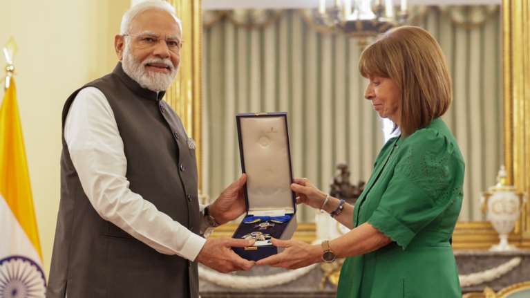 &quot;Ο ελληνικός λαός δείχνει σεβασμό προς την Ινδία&quot;: Η ανάρτηση Μόντι για την Κατερίνα Σακελλαροπούλου