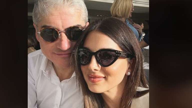 Σταματίνα Τσιμτσιλή - Θέμης Σοφός: Ρομαντικό dinner δίπλα στον Βόσπορο