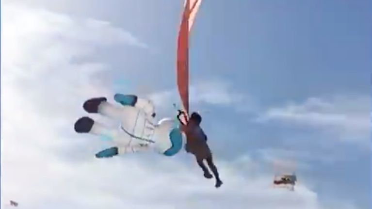 Βίντεο σοκ: Χαρταετός σήκωσε στον αέρα τρίχρονη - Σε ύψος 30 μέτρων