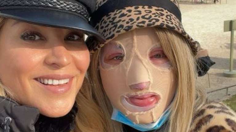 Αννίτα Ναθαναήλ: Η Ιωάννα ζει κλεισμένη σπίτι, δεν έχει κοινωνική ζωή- Την παρακαλάω να πάμε μια βόλτα...