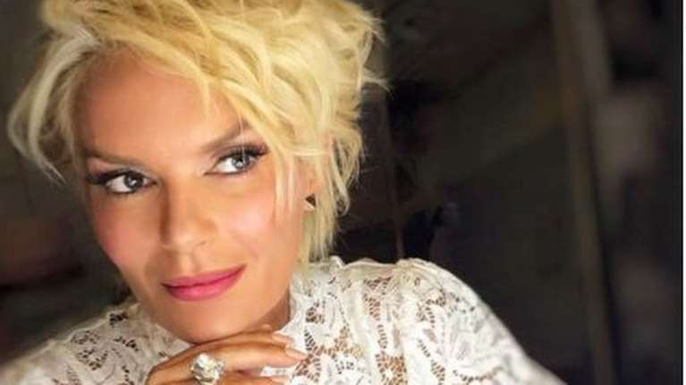 Ελενα Χριστοπούλου - Το μήνυμα για τον κορονοϊό: Προσπαθώ να καταλάβω πότε θα ζω...