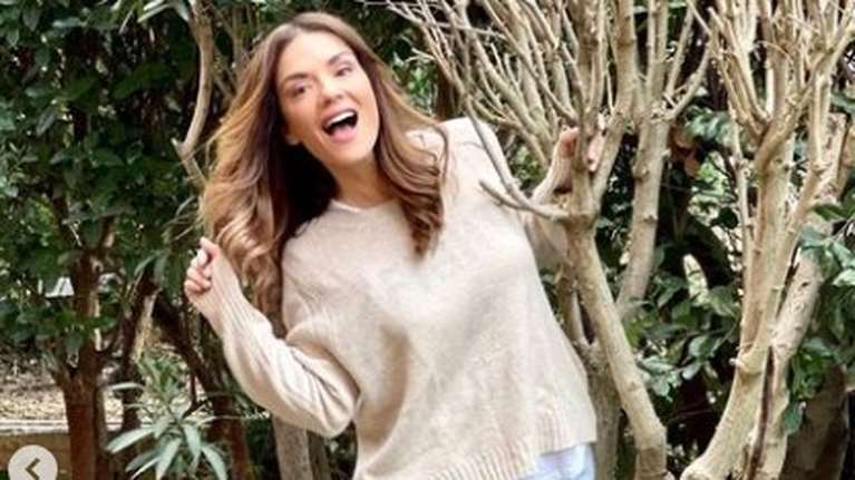 Βάσω Λασκαράκη: Οι φωτογραφίες με την κόρη της για την γιορτή της - Η ανάρτηση του Τσιμιτσέλη [εικόνες]