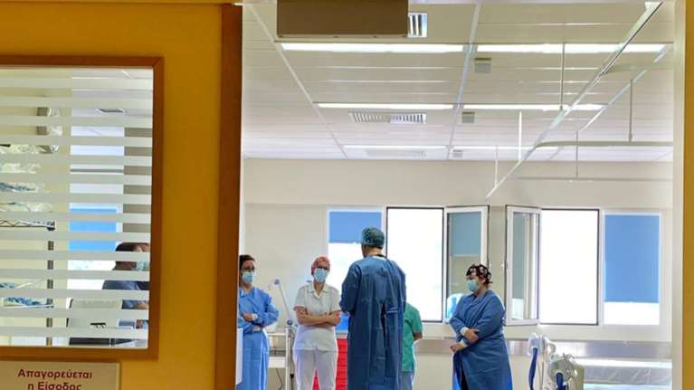 &quot;Καμπανάκι&quot; Σαρηγιάννη για μετάλλαξη Δέλτα: &quot;Ένας μπορεί να κολλήσει έως επτά άτομα&quot;