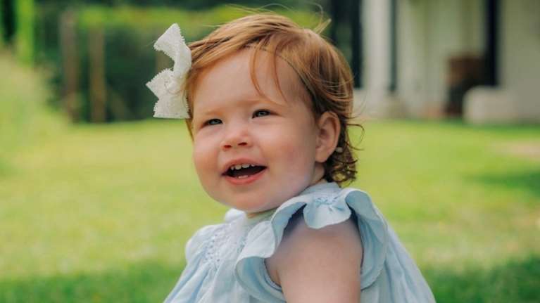 Η κοκκινομάλλα Λίλιμπετ και το δράμα με το όνομά της: Το &quot;ψέμα&quot; του Χάρι και της Μέγκαν που έκανε έξαλλη τη βασίλισσα