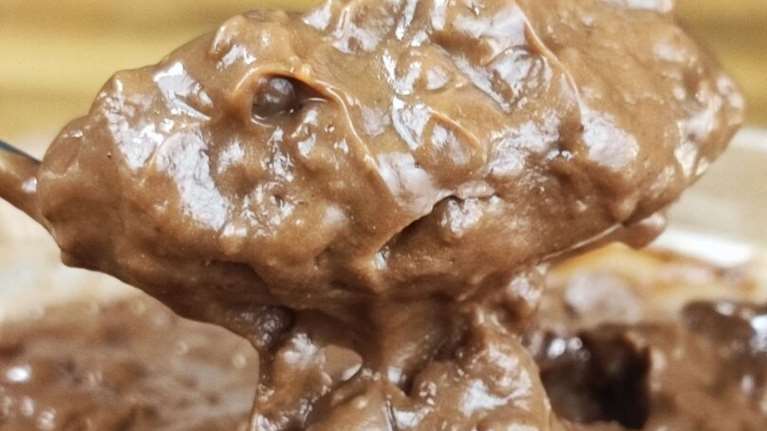 Σούπερ γευστική μους σοκολάτας ψυγείου χωρίς ζάχαρη - Με 4 μόνο υλικά