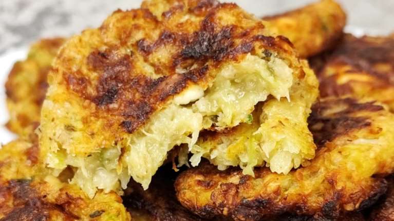 Συνταγή: Νηστίσιμοι κολοκυθοκεφτέδες φούρνου - Light, μόλις 26 θερμίδες ο ένας