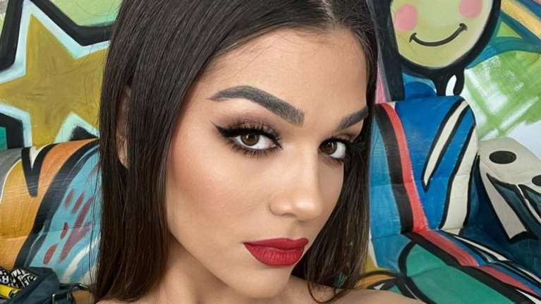 Μελίνα Νικολαΐδη: &quot;Το να είσαι χοντρός, queer και χαρούμενος είναι κάτι που τρελαίνει τον κόσμο&quot;