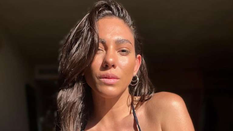 Ευρυδίκη Βαλαβάνη: Οι πόζες με το μαγιό και τα αρνητικά σχόλια που δέχτηκε για το σώμα της