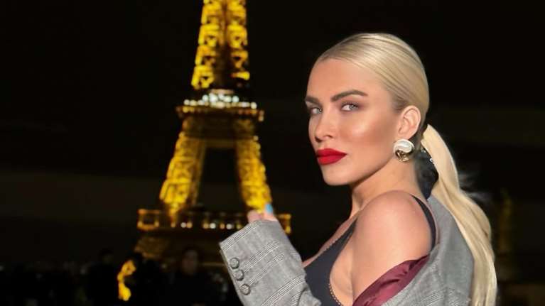 Στο Παρίσι η Κατερίνα Καινούργιου το Σαββατοκύριακο - Οι φωτογραφίες από το ταξίδι της