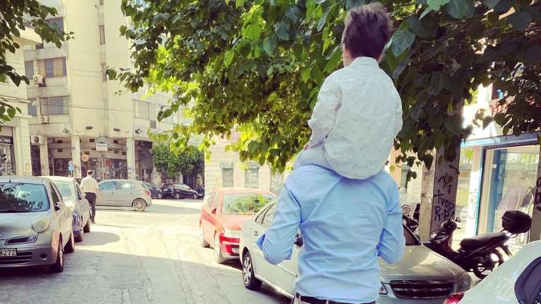 Σία Κοσιώνη: Η τρυφερή ανάρτηση για τον Κώστα Μπακογιάννη που γιορτάζει