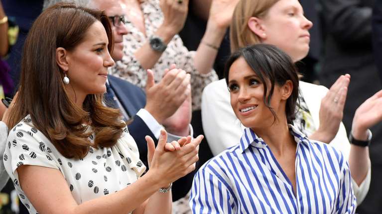 Η αδιάφορη Κέιτ και η αμήχανη Μέγκαν: Το χρονικό της πρώτης αποτυχημένης συνάντησης των δυο γυναικών