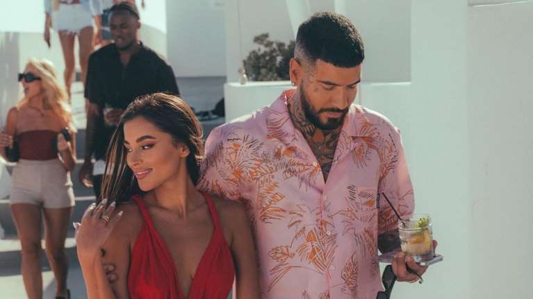 Αρραβωνιάστηκε ο Snik; - Η φωτογραφία με το μονόπετρο στο χέρι της συντρόφου του [εικόνες]