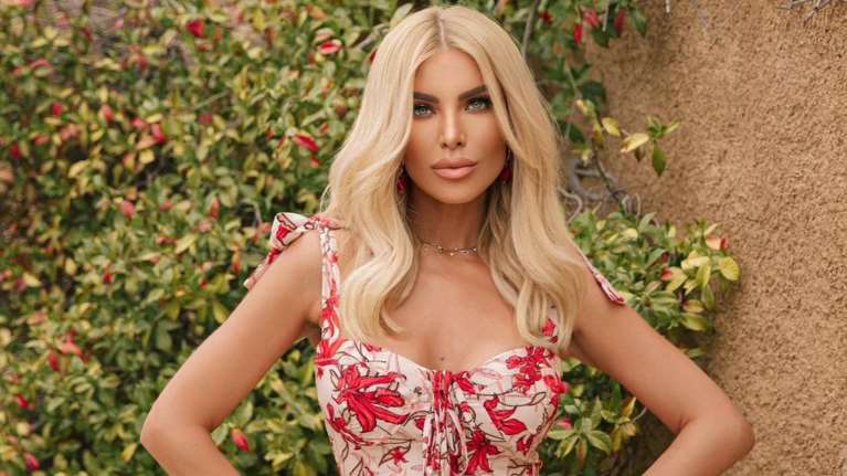 Καινούργιου: Μου λένε στον δρόμο ότι είμαι άντρας - Αλλες έχουν κάνει πιο πολλές πλαστικές από εμένα