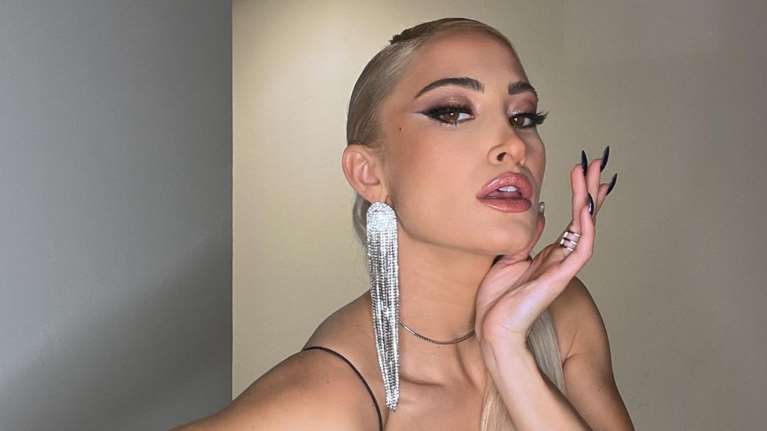 Το ξέσπασμα της Τούνη για το... ποιος είναι ο πατέρας του παιδιού της [εικόνες]