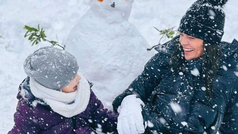 Υβόννη Μπόσνιακ: Η φωτογραφία για τα γενέθλια της καστανόξανθης κόρης της με τα πολύ μακριά μαλλιά