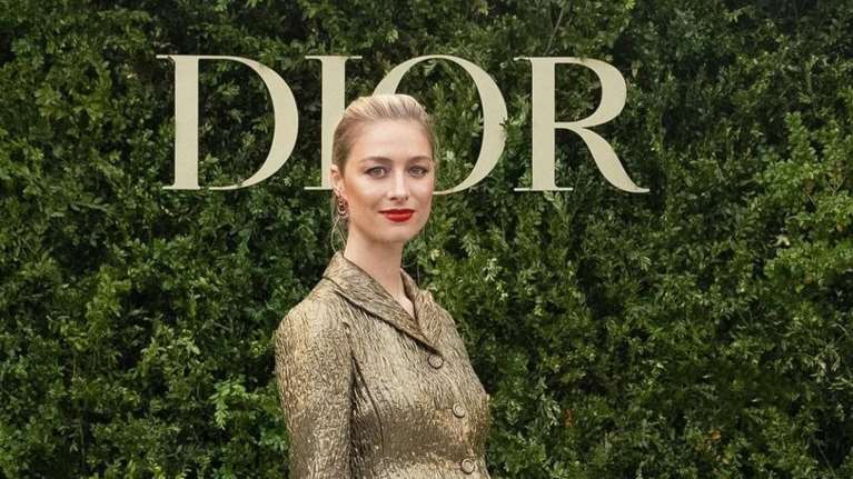 Μπεατρίς Μπορομέο Κασιράγκι: Φιγουρίνι του Dior από άλλη εποχή η royal από το Μονακό