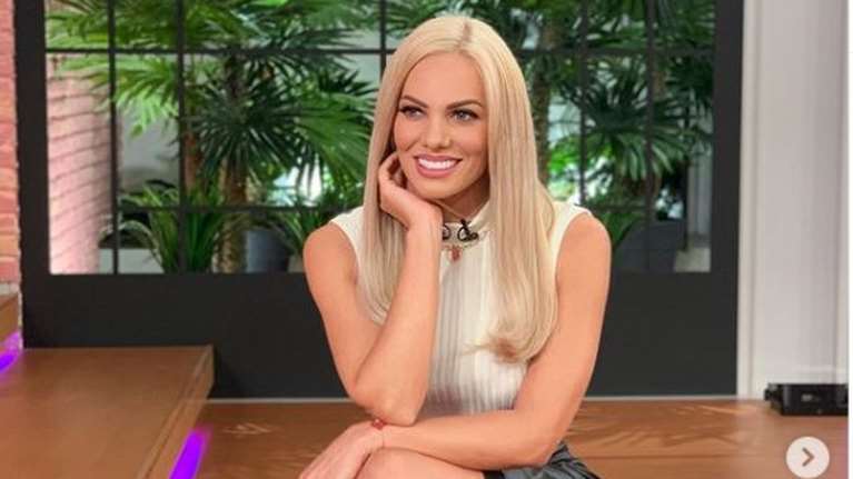 Η Ιωάννα Μαλέσκου μιλά για τον εμμονικό θαυμαστή της: &quot;Όσο άκακος και να φαίνεται, δεν ξέρεις μέχρι πού μπορεί να φτάσει&quot; [Βίντεο]