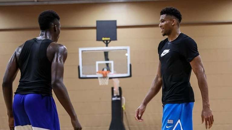 Γιάννης Αντετοκούνμπο: &quot;Κάθε φορά λέμε για μετάλλιο και τρώμε τα μούτρα μας&quot; [βίντεο]