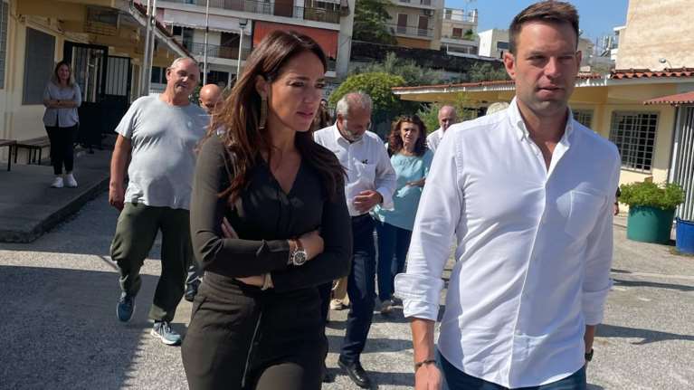 H Μιχαηλίδου απαντά στο "απρόσκλητη" του Κασσελάκη: Δεν πήγα να γυρίσουμε βίντεοκλιπ...τον υποδέχθηκα ως όφειλα