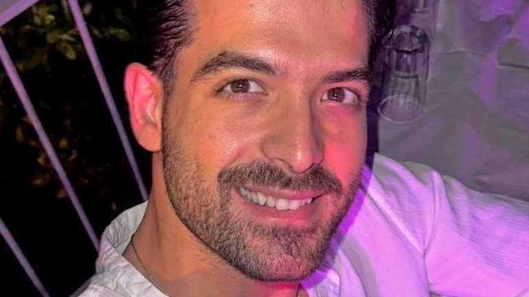 Άρης Μουγκοπέτρος: &quot;Επιτέλους άκουσα κι ένα καλό νέο&quot;  - Το πρώτο μήνυμα μετά την επέμβαση στο μάτι του