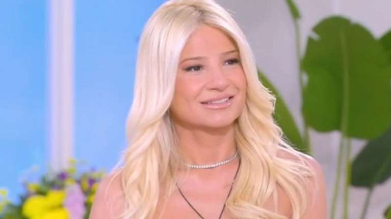 Φαίη Σκορδά: "Μου ήρθε μήνυμα ότι η Ελένη Μενεγάκη θα πάει το πρωί"