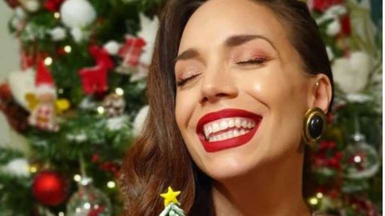 Η Κρυσταλλία αποχαιρέτησε την εκπομπή &quot;The Booth&quot;... μαζί με το Christmas Baby Shower