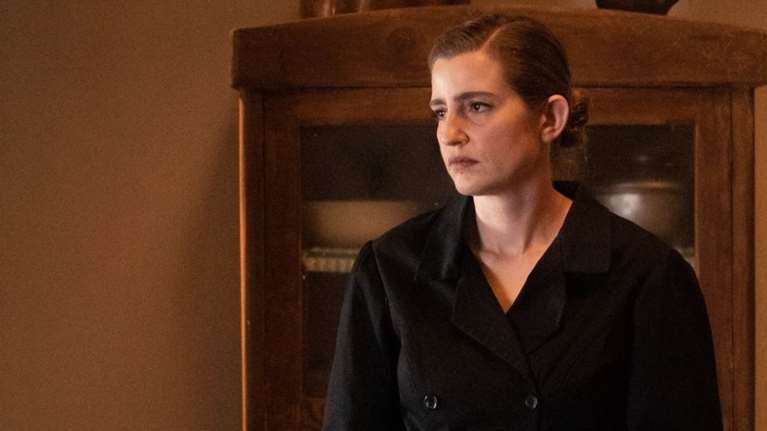 Άγριες Μέλισσες - Spoiler: Η Ελένη πέφτει σε γκρεμό - Η συνάντηση με τη Θεοδοσία βάφεται με αίμα