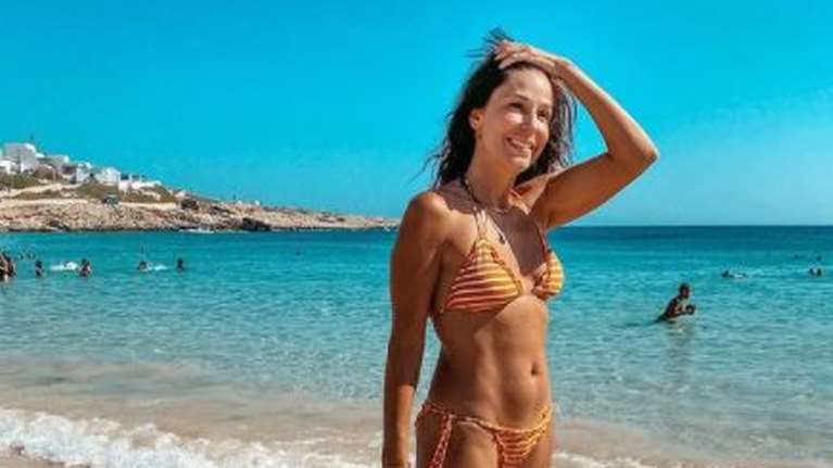 Κατερίνα Παπουτσάκη: Το παραδεισένιο καλοκαίρι της στη Δονούσα - Οι βουτιές στα καταγάλανα νερά